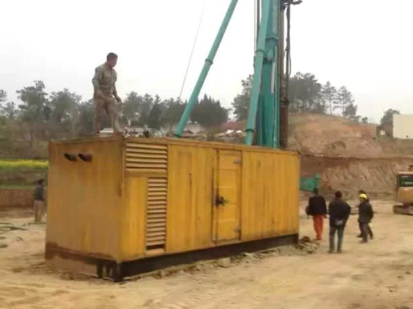 上蔡如何判断水冷式机油散热器密封件是否需要更换？